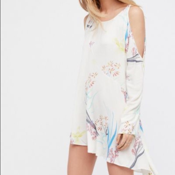Free People Dresses & Skirts - Free People Clear Skies Printed Tunic
